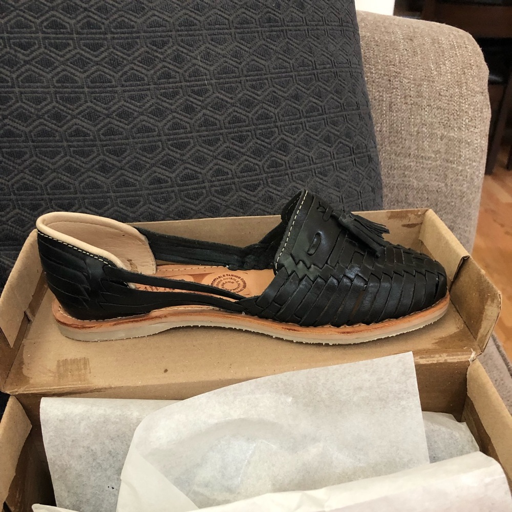 Black Leather Huaraches